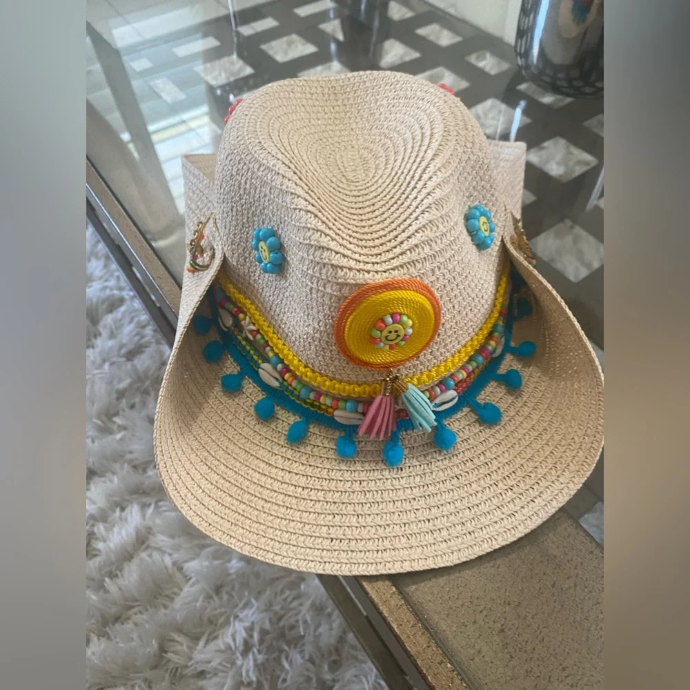 Straw hat - Picture 3 of 9
